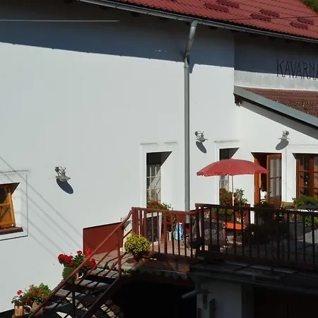 Apartman Nad Potokem *